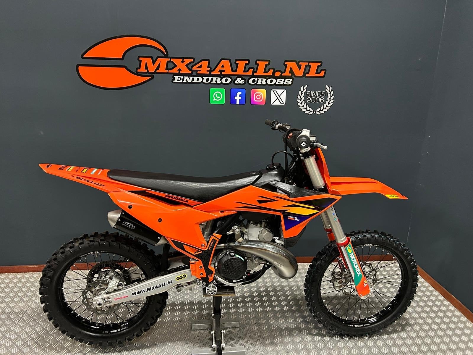 KTM 300 SX 2026 19 uur ! TBi 2-takt E-start ! No 125 250 350, Motoren, 300 cc, Bedrijf, Crossmotor