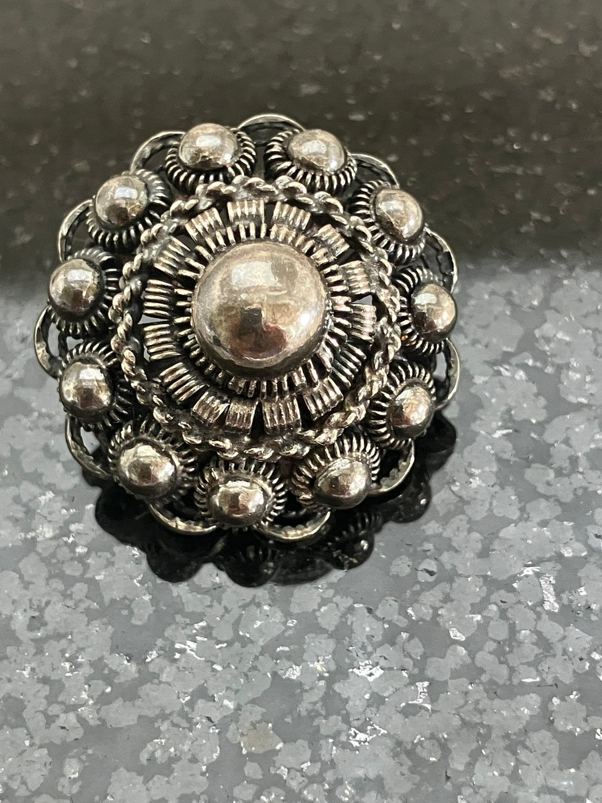 Streeksieraad broche, Ophalen of Verzenden, Zo goed als nieuw, Zilver