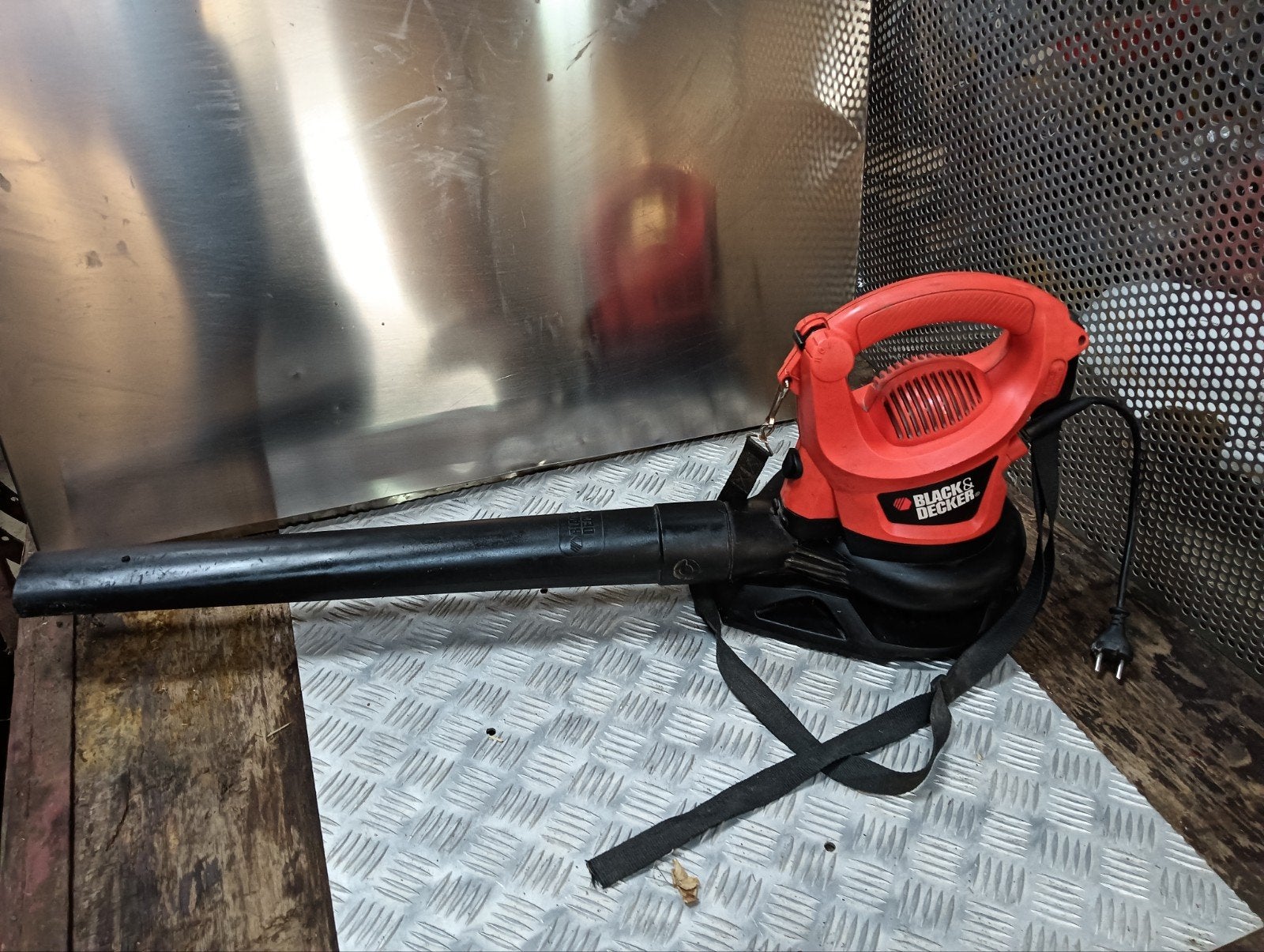black & Decker bladblazer  en zuiger, Ophalen, Gebruikt, Elektrisch