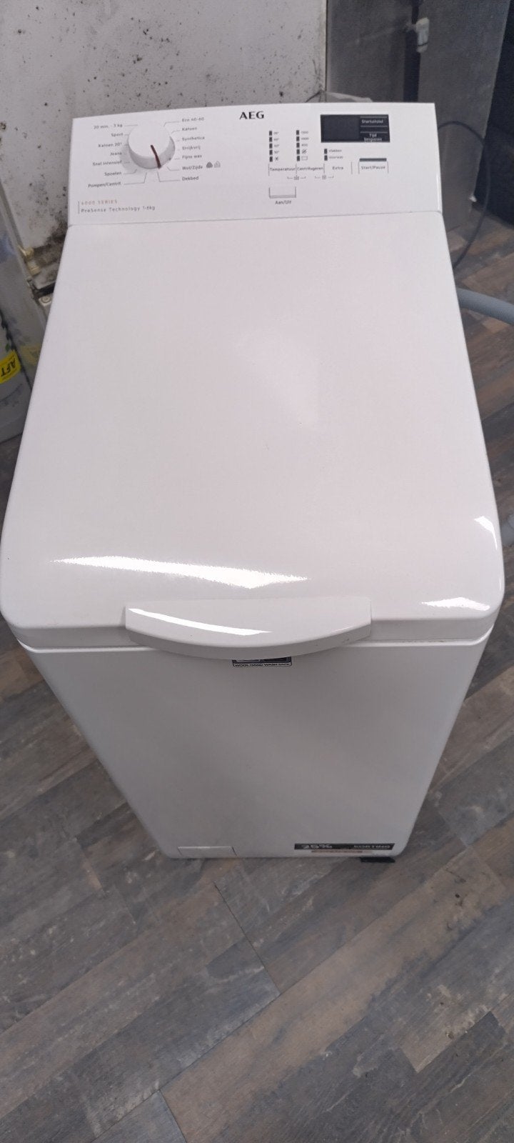 AEG 6000 Series ProSense Smalle Bovenlader Wasmachine (6 kg), Ophalen, 1200 tot 1600 toeren, Gebruikt, 4 tot 6 kg