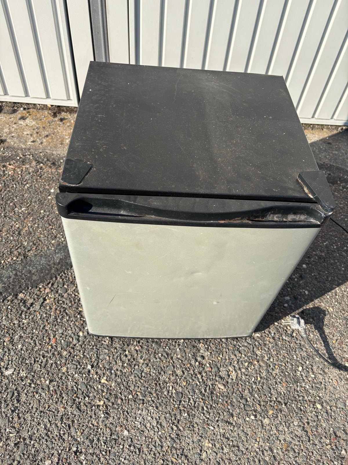 Compacte mini koelkast - Ideaal voor kleine ruimtes, Witgoed en Apparatuur, Koelkasten en IJskasten, Ophalen, Minder dan 75 liter