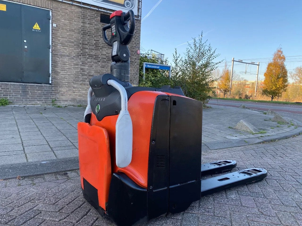 Cesab P320 2000KG PALLETWAGEN / HEFTRUCK (bj 2015), CESAB, Marconistraat 2
3133KL  Vlaardingen, NL, Yilmaz Heftrucks, Info@yilmazheftrucks.nl