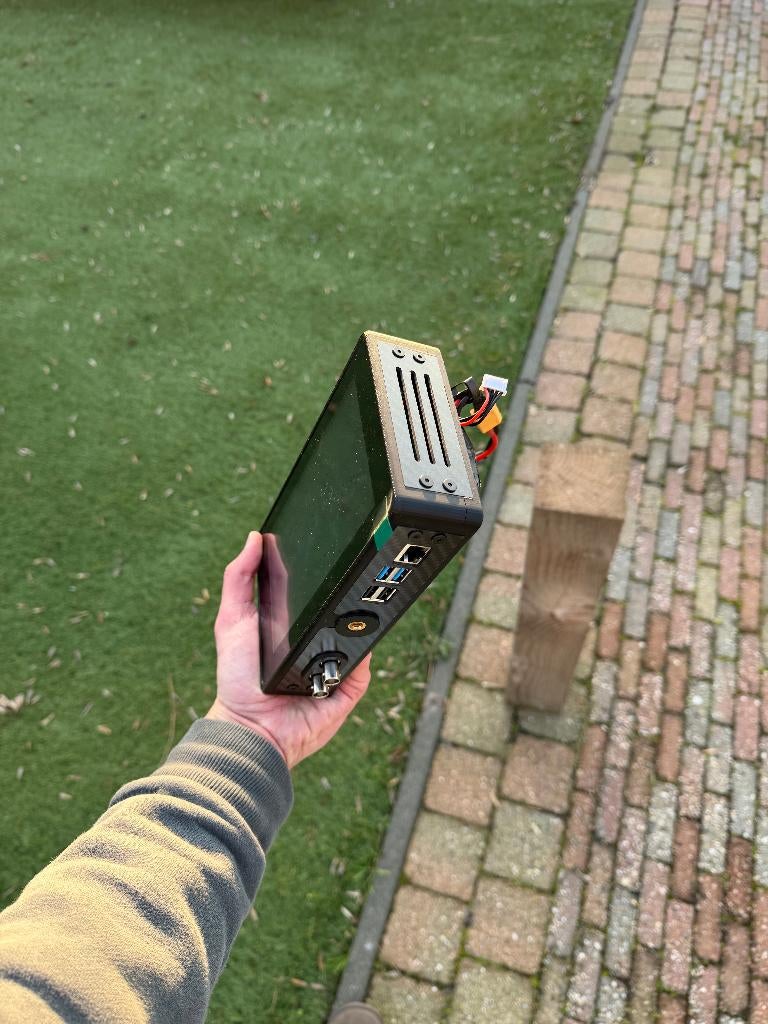 FPV monitor op maat (SPOTVIEW), Hobby en Vrije tijd, Modelbouw | Radiografisch | Helikopters en Quadcopters, Elektro, RTF (Ready to Fly)