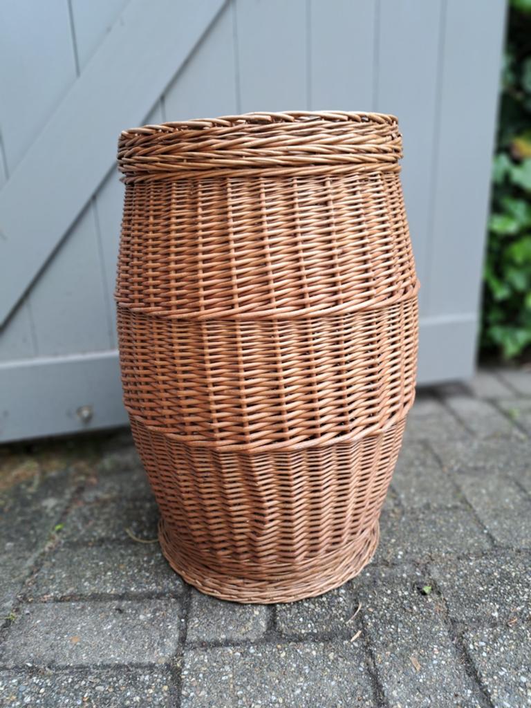 Mooie wasmand, Ophalen of Verzenden, Zo goed als nieuw, Rond, Riet