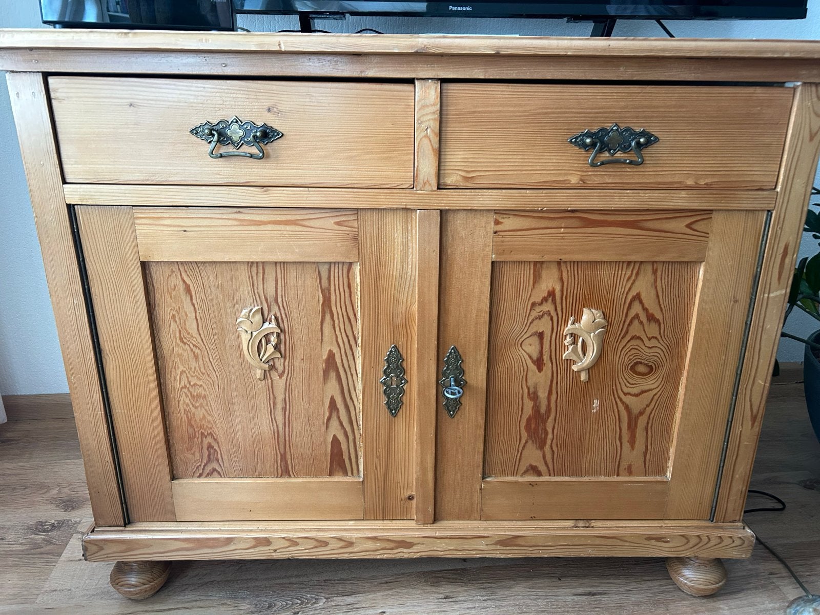 grenen dressoir met lades en deuren, Ophalen