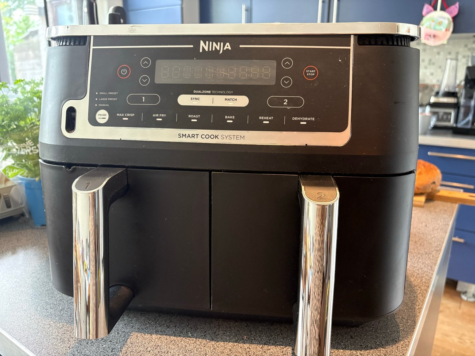 Ninja Foodi Max Dual Zone AF451EU Airfryer, Ophalen of Verzenden, Zo goed als nieuw, Airfryer XXL, 1500 gram of meer