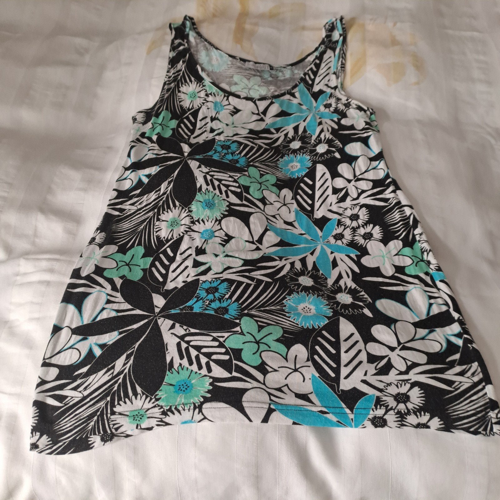 Top, Kleding | Dames, Tops, Ophalen of Verzenden, Zo goed als nieuw, Zonder mouw