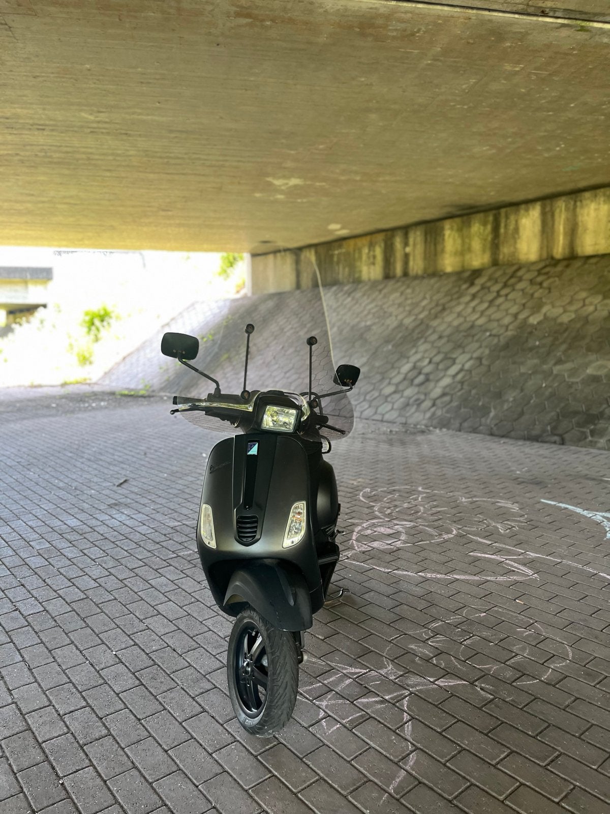 Vespa S - Rijdt perfect, lichte schade rechterzijkant, Fietsen en Brommers, Scooters | Vespa, Gebruikt, -, -, Vespa S