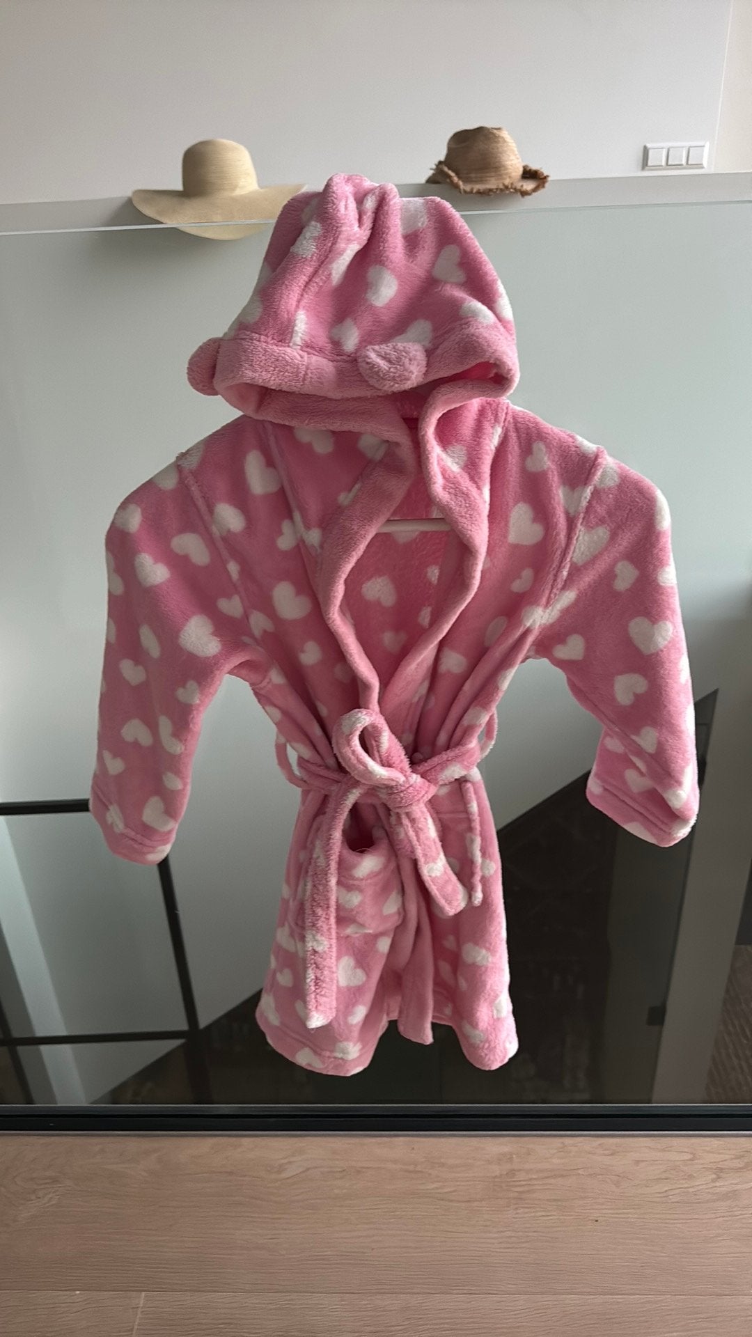 Badjas roze met hartjes maat 110/116, Ophalen of Verzenden, Gebruikt, Meisje, Nacht- of Onderkleding
