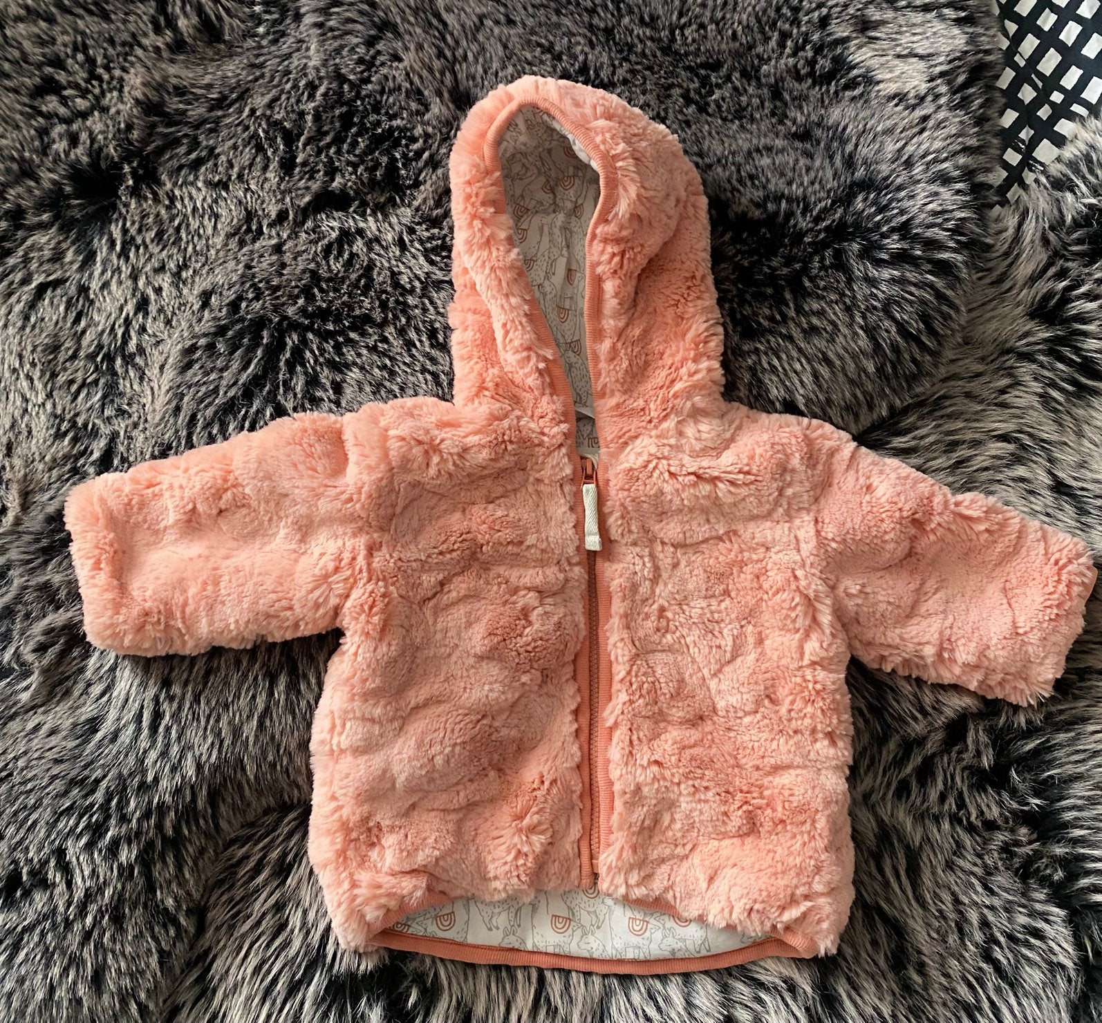 Wollig vestje / feetje, Kinderen en Baby's, Babykleding | Maat 62, Ophalen of Verzenden, Zo goed als nieuw, Meisje, Jasje