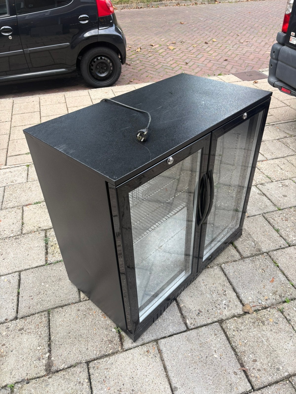 2 deur bar koelkast, Ophalen