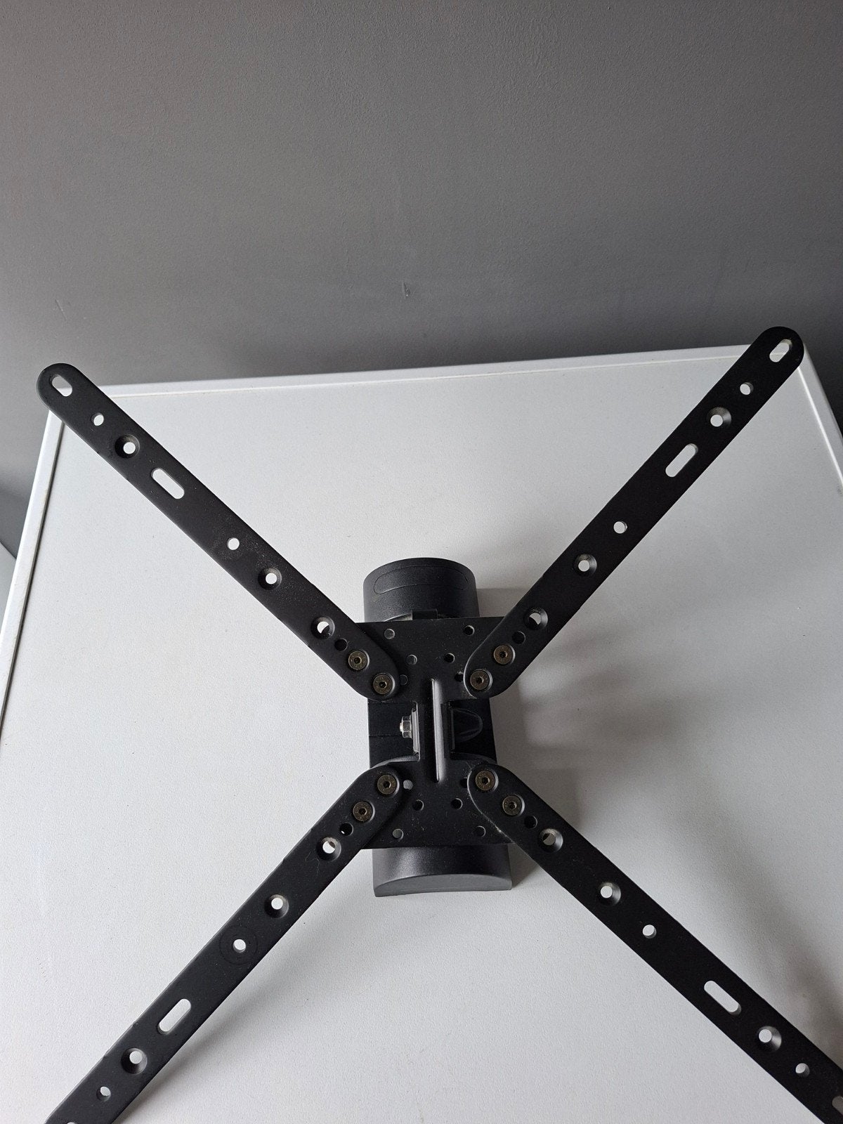 Tv ophangbeugel, Ophalen