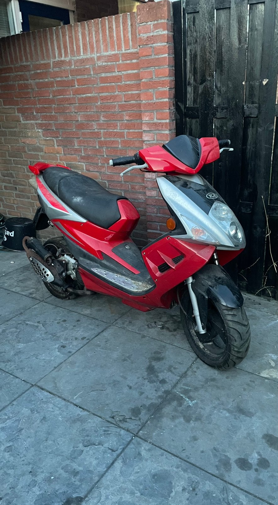 Tgb bullit scooter voor de hobbyist, Fietsen en Brommers, Ophalen, Zo goed als nieuw, Benzine, Overige merken