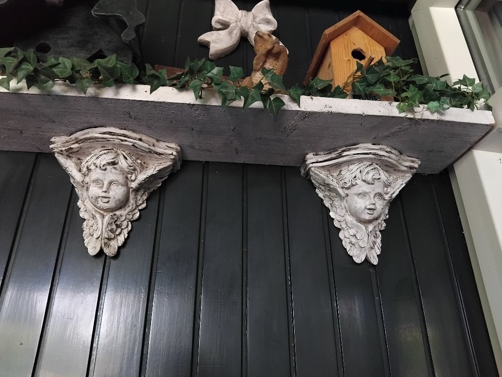 BROCANTE ENGELEN ENGEL CONSOLE JAREN 90 POLYRESIN/PER STUK, Ophalen