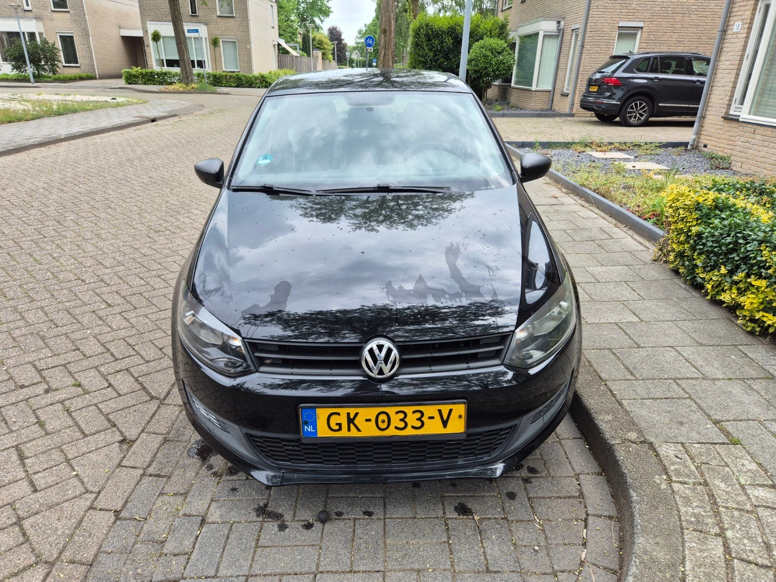 Volkswagen Polo 1.2 5D 2012 Zwart, Auto's, Volkswagen, Voorwielaandrijving, 40 €/maand, Zwart, 4 cilinders