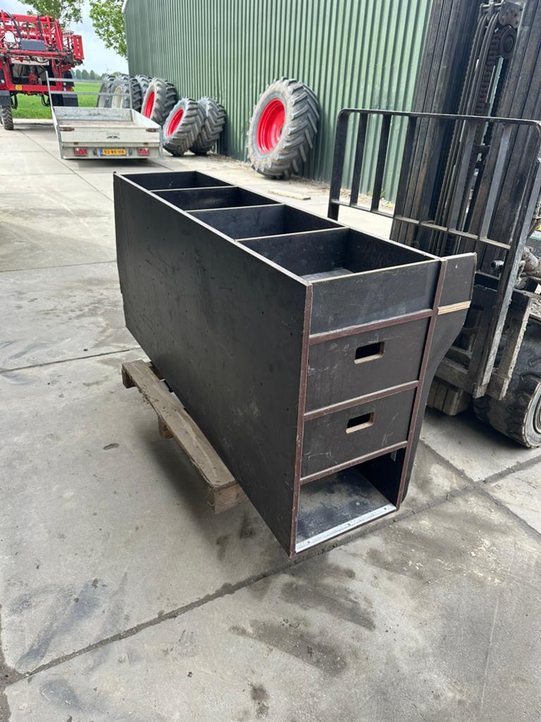Betonplex inrichting vw Transporter, Ophalen, Gebruikt