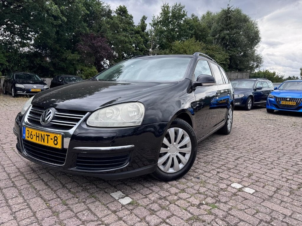 Volkswagen Golf 1.6 Variant 2009 Airco Trekhaak 3e eig APK, Voorwielaandrijving, Dealer onderhouden, Stof, Zwart