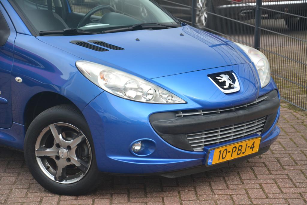 Peugeot 206+ 1.4 Millesim 200 | Airco | Elek.ramen | LMV | N, Voorwielaandrijving, Stof, 31 €/maand, 4 cilinders