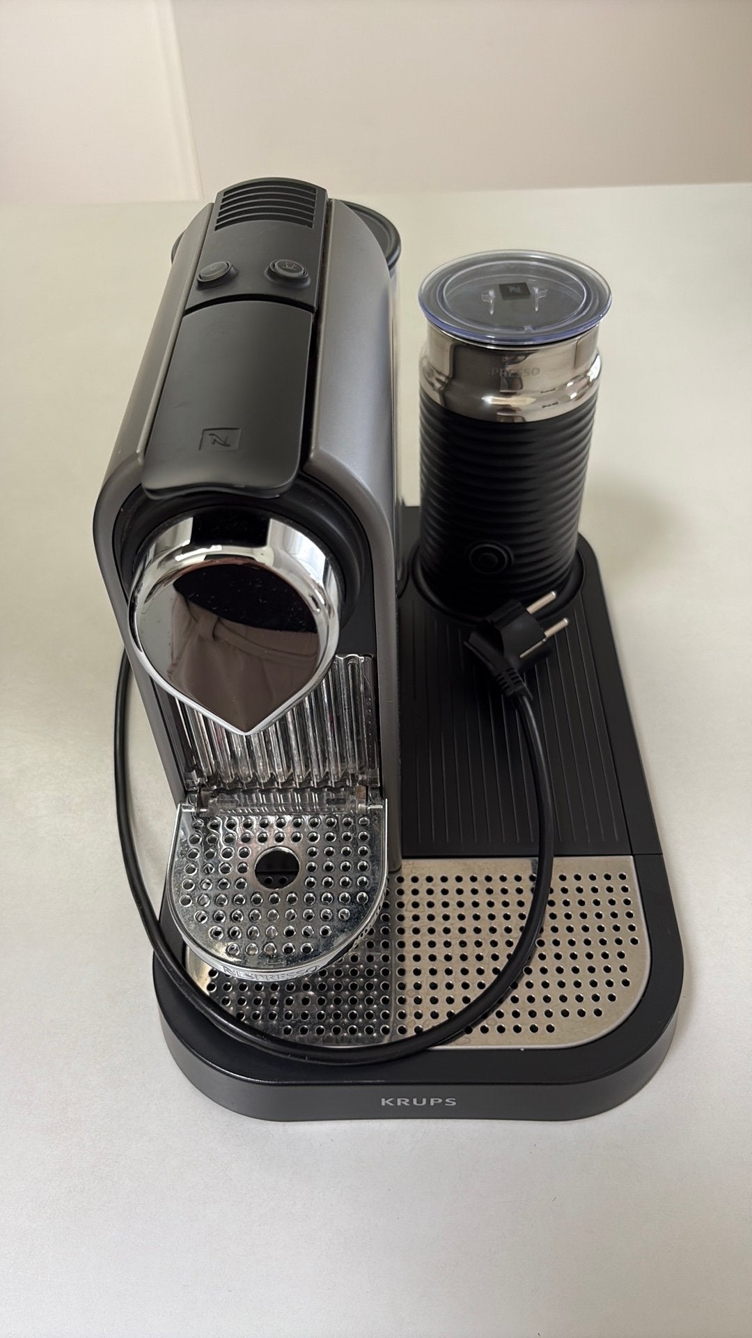 Nespresso koffiemachine, Ophalen, Zo goed als nieuw, Espresso apparaat