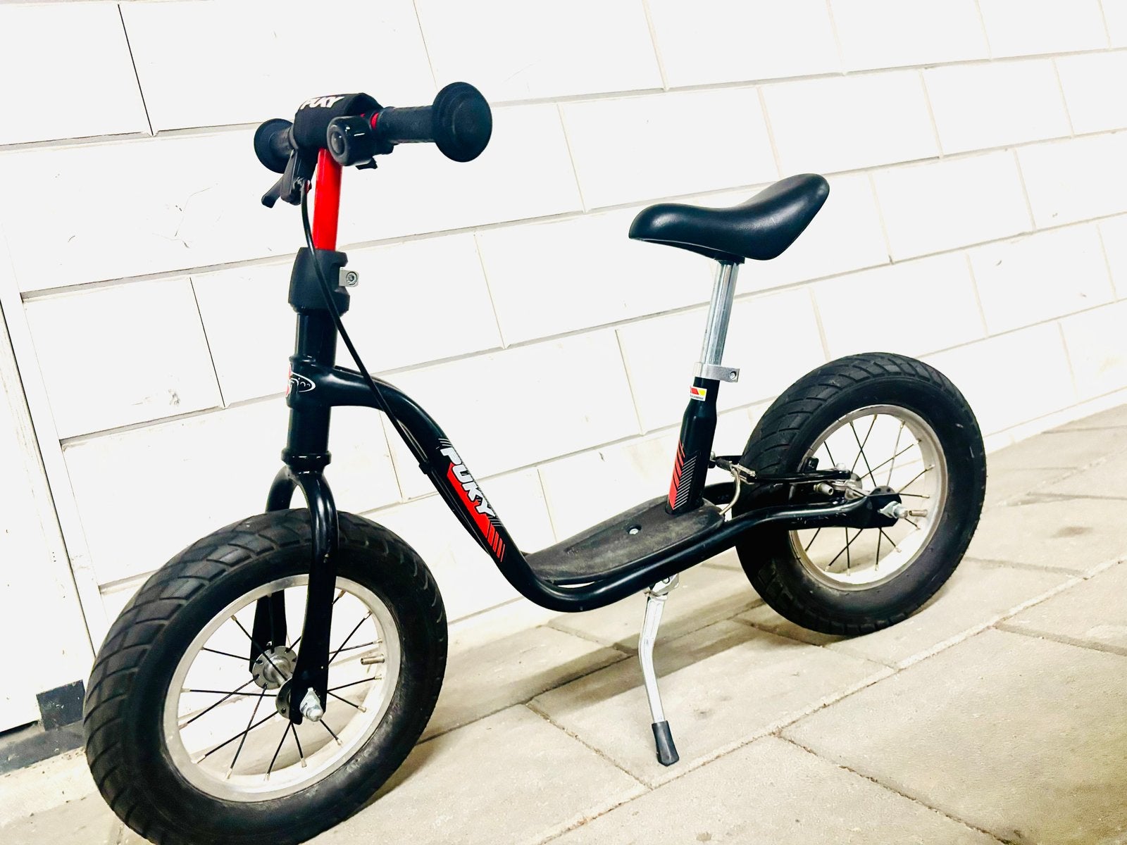 PUKY LR 1L Br loopfiets, zwart met rode accenten, Ophalen, Gebruikt, Velgrem, Minder dan 16 inch