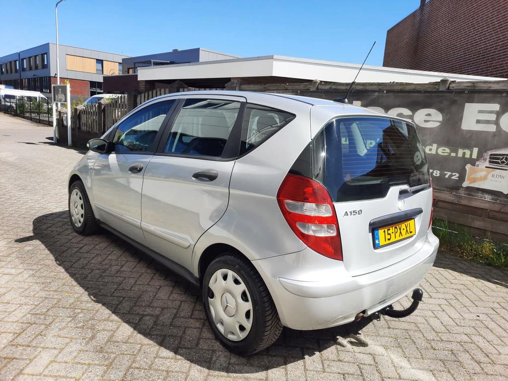 Mercedes-Benz A-klasse 150 Classic airco trekhaak, Voorwielaandrijving, 400 kg, 49 €/maand, Origineel Nederlands