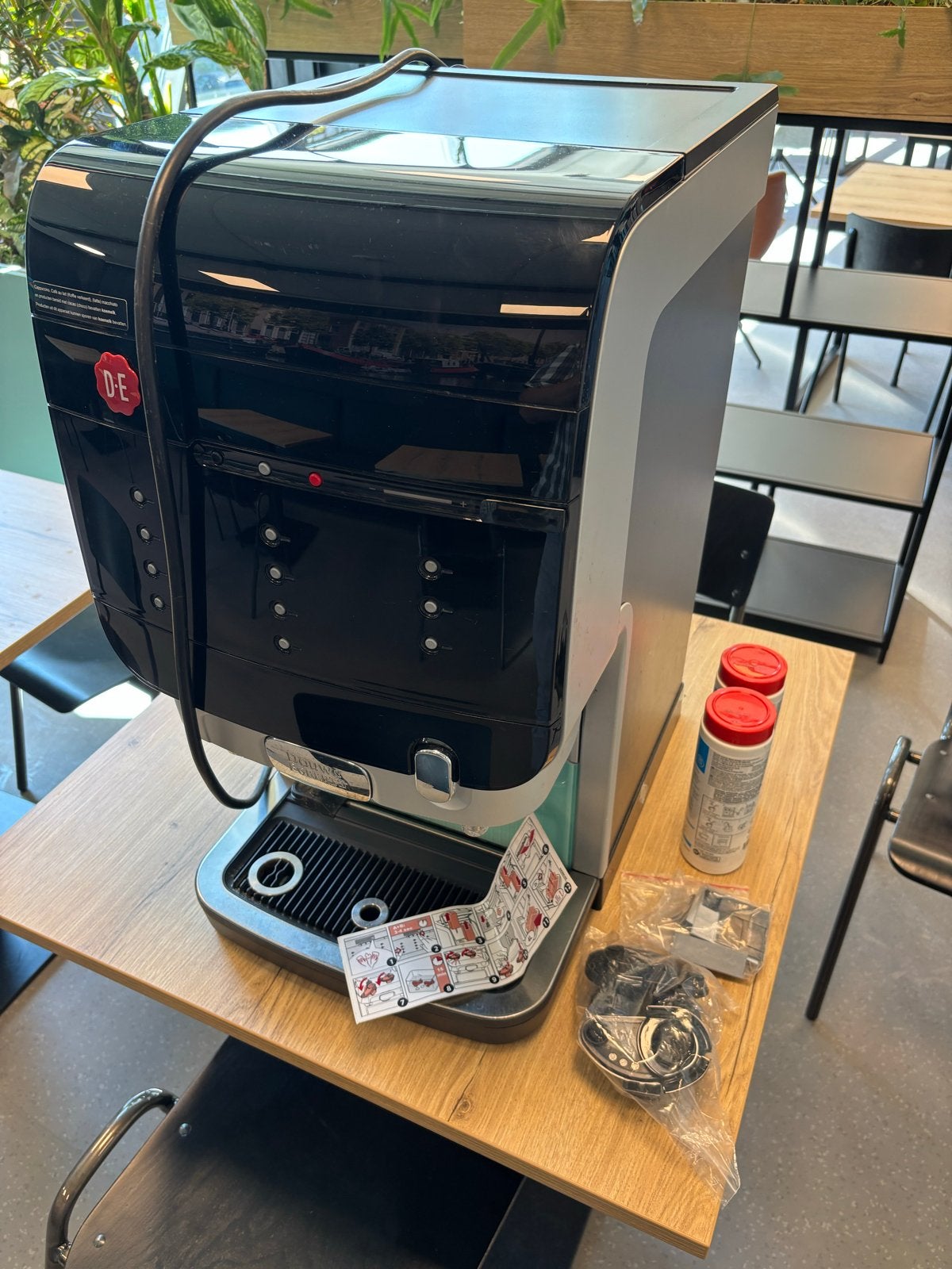 DOUWE EGBERTS PROFESSIONAL Koffiemachine - defect, Ophalen, Overige typen, 10 kopjes of meer, Koffiemachine
