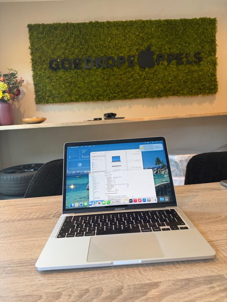 MacBook Pro 13 inch m1 16GB 256GB Zilver, Support@apple.com, Ophalen, MacBook Pro, Apple