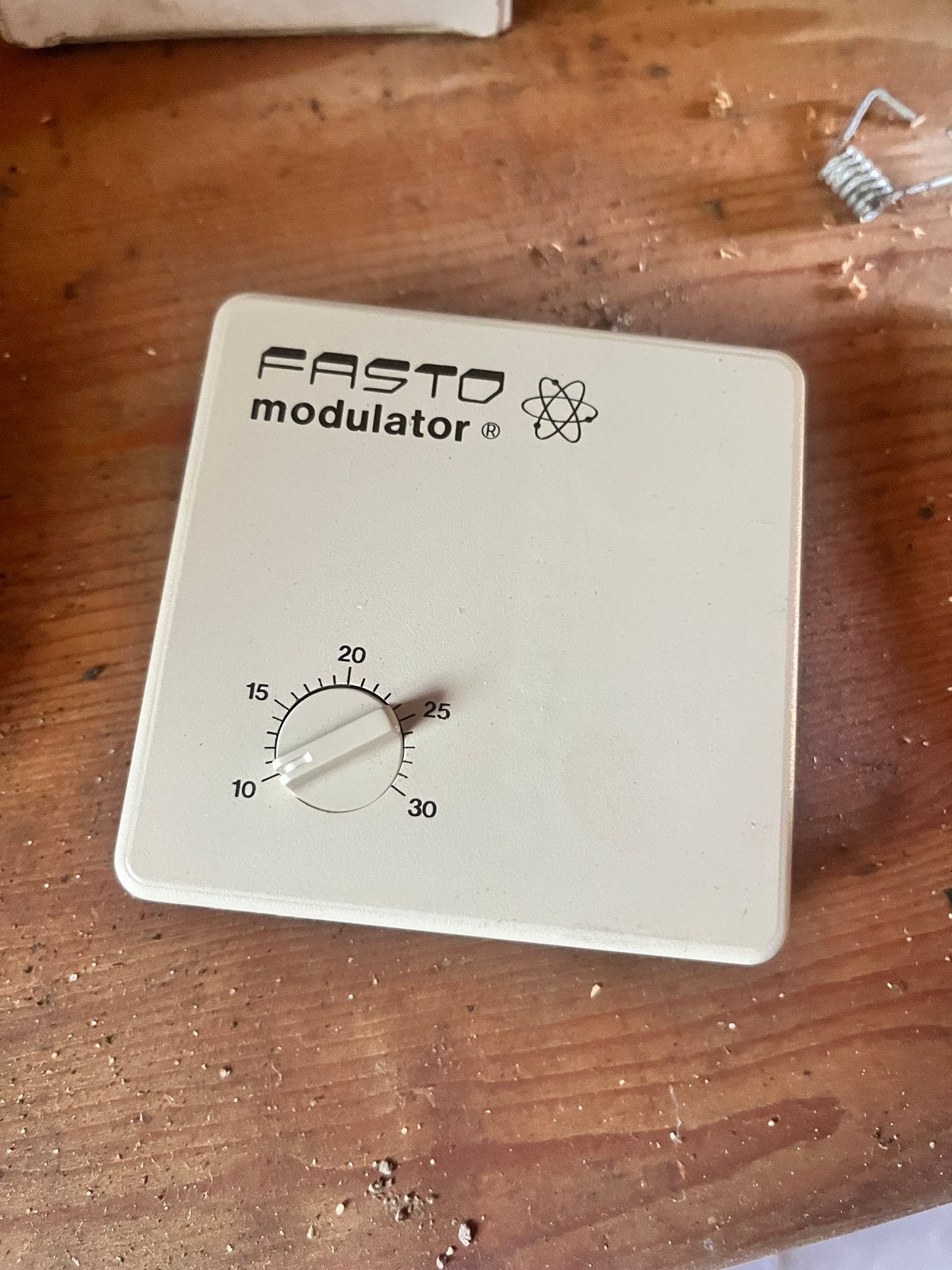 Fasto Modulator Thermostaat (FKT9072C) - Analoog, Doe-het-zelf en Verbouw, Thermostaten, Ophalen of Verzenden, Gebruikt
