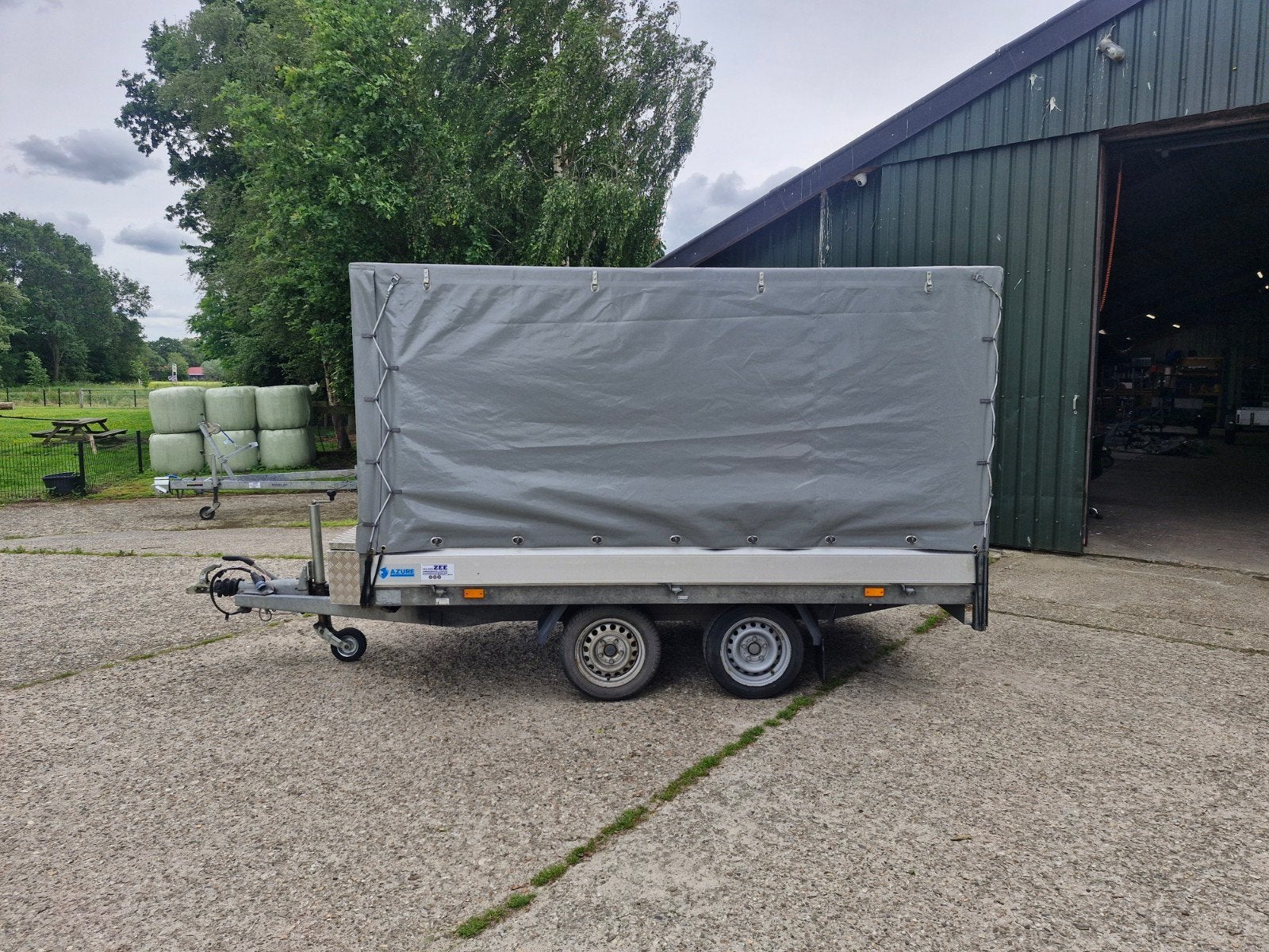 Hapert aanhangwagen met huif 2700kg, Ophalen, -, -, Hapert
