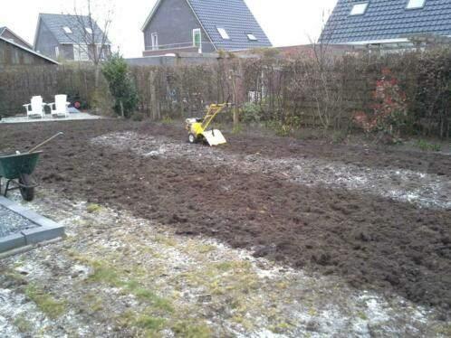 Tuinfrees met man, Ophalen, Tuinaarde