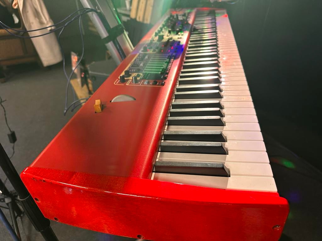 Nord Stage 88 Rev C - Prof Stage Piano, Muziek en Instrumenten, Gebruikt, 88 toetsen, Aanslaggevoelig, Ophalen