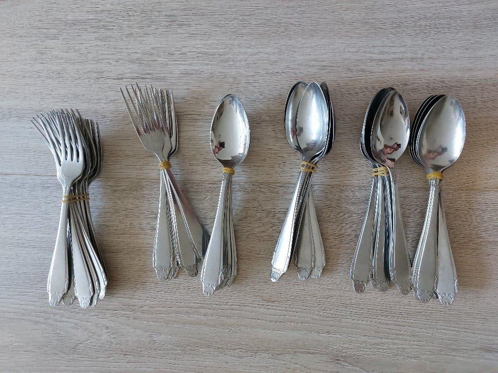 Gero Zilmeta 763 diner lepels en diner vorken, Huis en Inrichting, Ophalen of Verzenden, Gebruikt, Rvs of Chroom