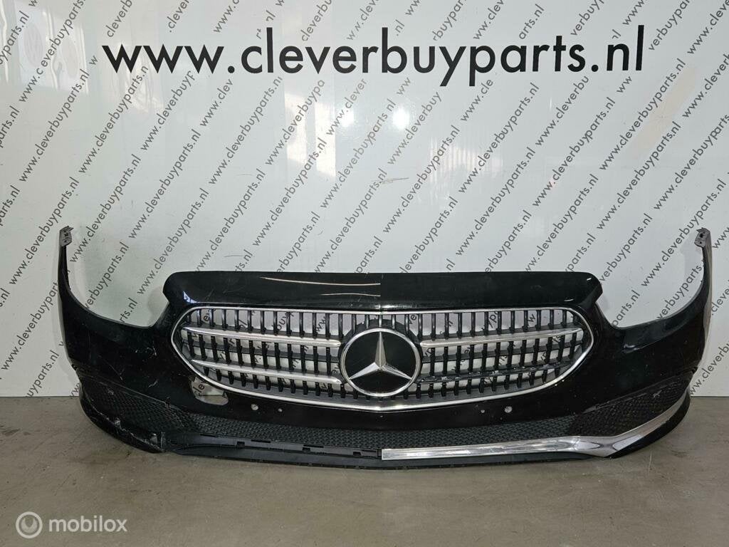 Voorbumper origineel Mercedes E-klasse W213 ('16-'22), Gebruikt, Voor, Mercedes-Benz, Ophalen of Verzenden