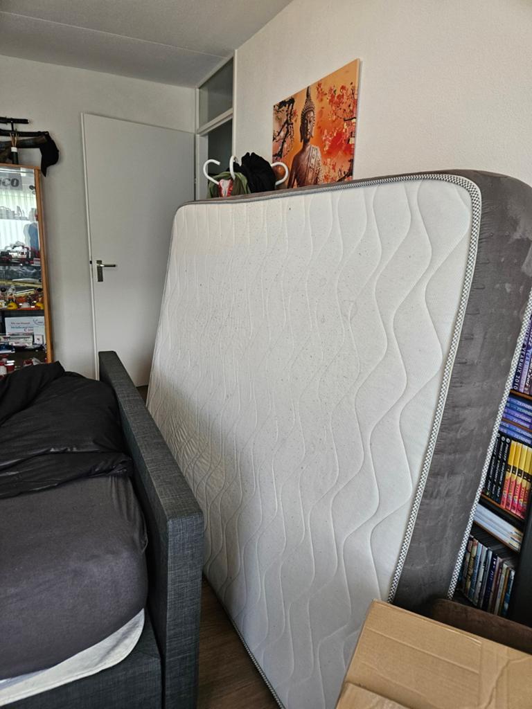 Gratis matras 150x200cm, Huis en Inrichting, Ophalen, Gebruikt, Matras, 200 cm
