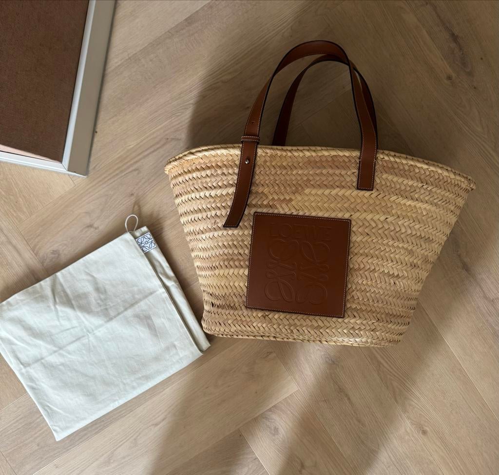 Loewe tas, Ophalen of Verzenden, Zo goed als nieuw, Beige, Shopper
