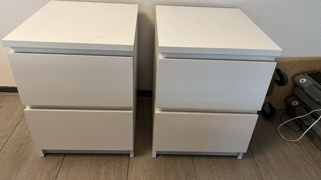 Set van 2 witte nachtkastjes met lades, Ophalen, Gebruikt, Minder dan 45 cm, 55 tot 70 cm