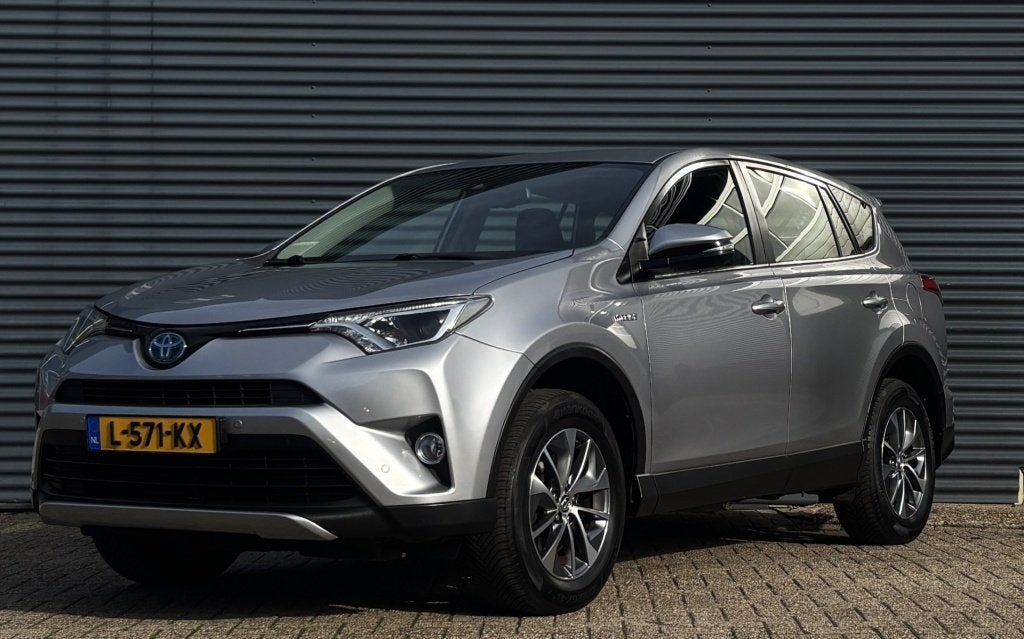 Toyota RAV4 2.5 VVT-i Hybrid 155pk 2WD Aut, Automaat, Stof, Gebruikt, 1650 kg