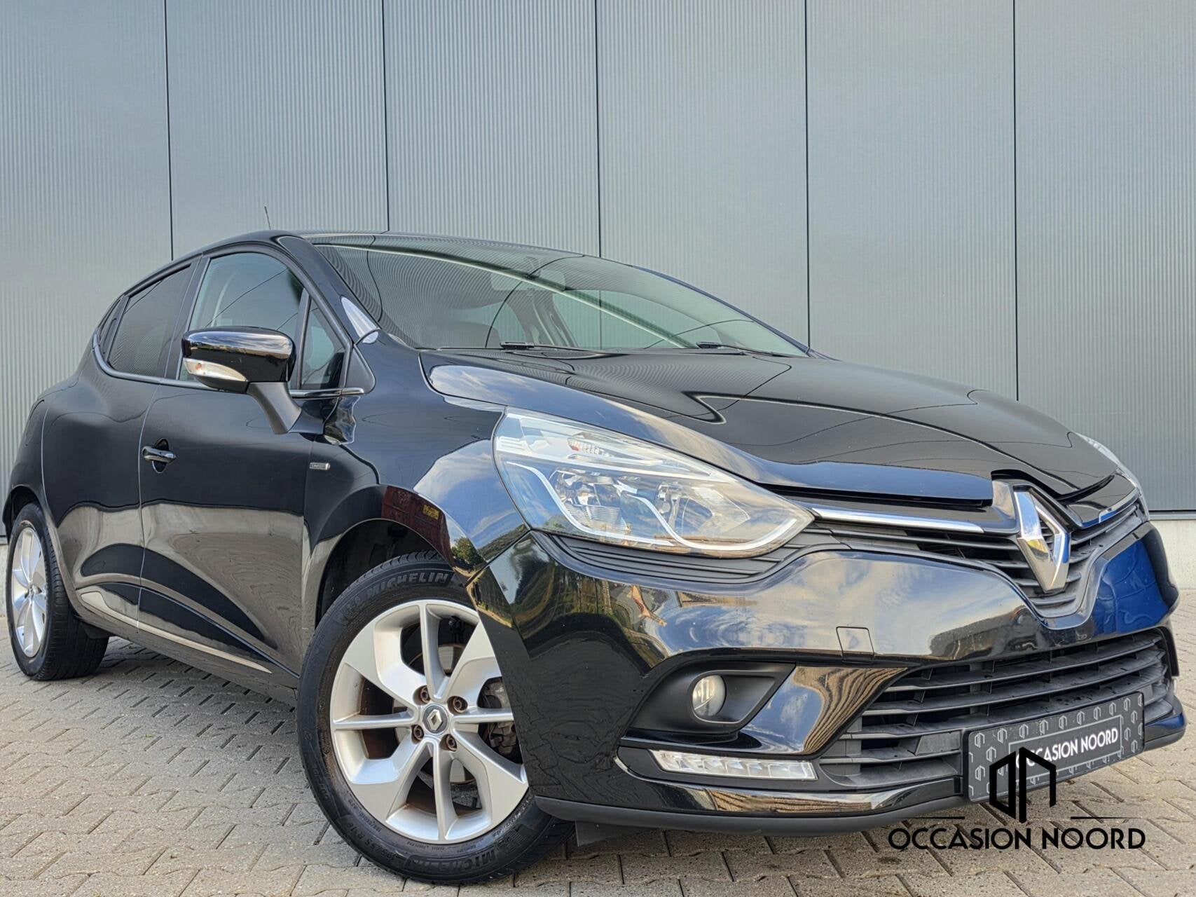 Renault Clio 0.9 TCe Limited|Airco|Cruise|Navi|DAB+|Lmv|Led|, Auto's, Voorwielaandrijving, Gebruikt, Met garantie (alle), Origineel Nederlands