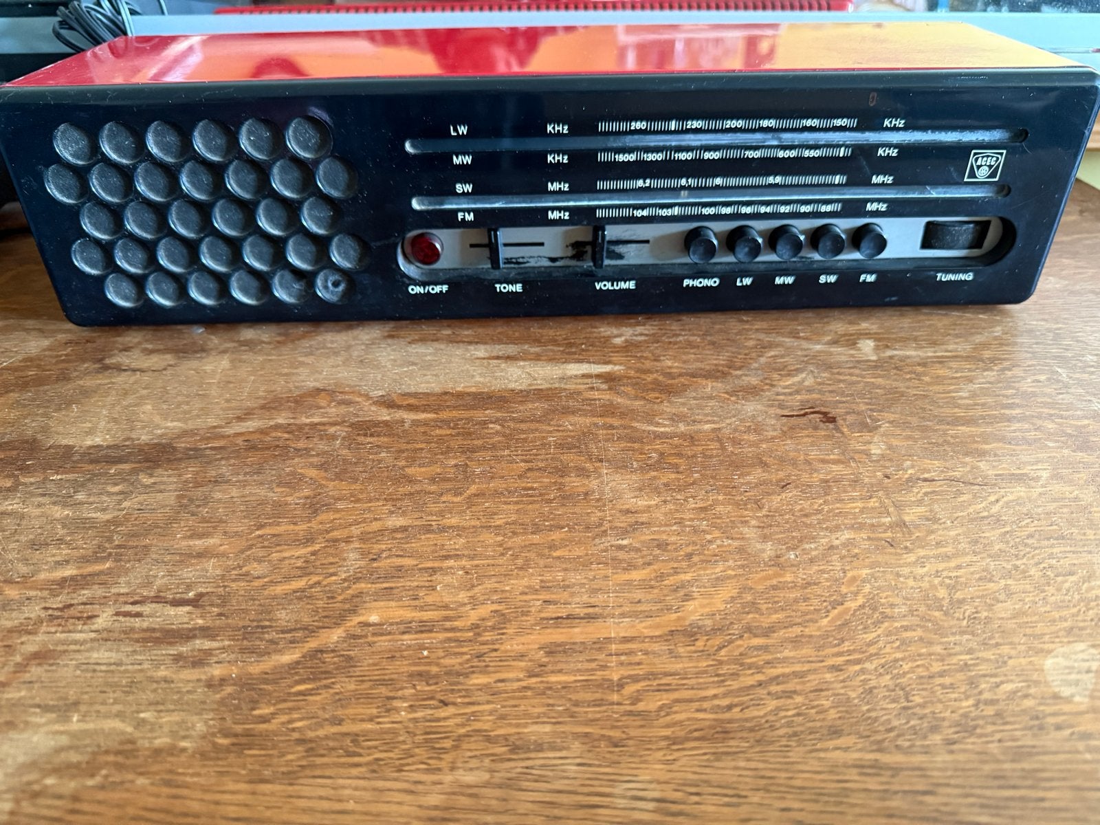 Vintage Philips Radio Rood/Zwart - Werkt Perfect, Ophalen of Verzenden, Gebruikt, Radio