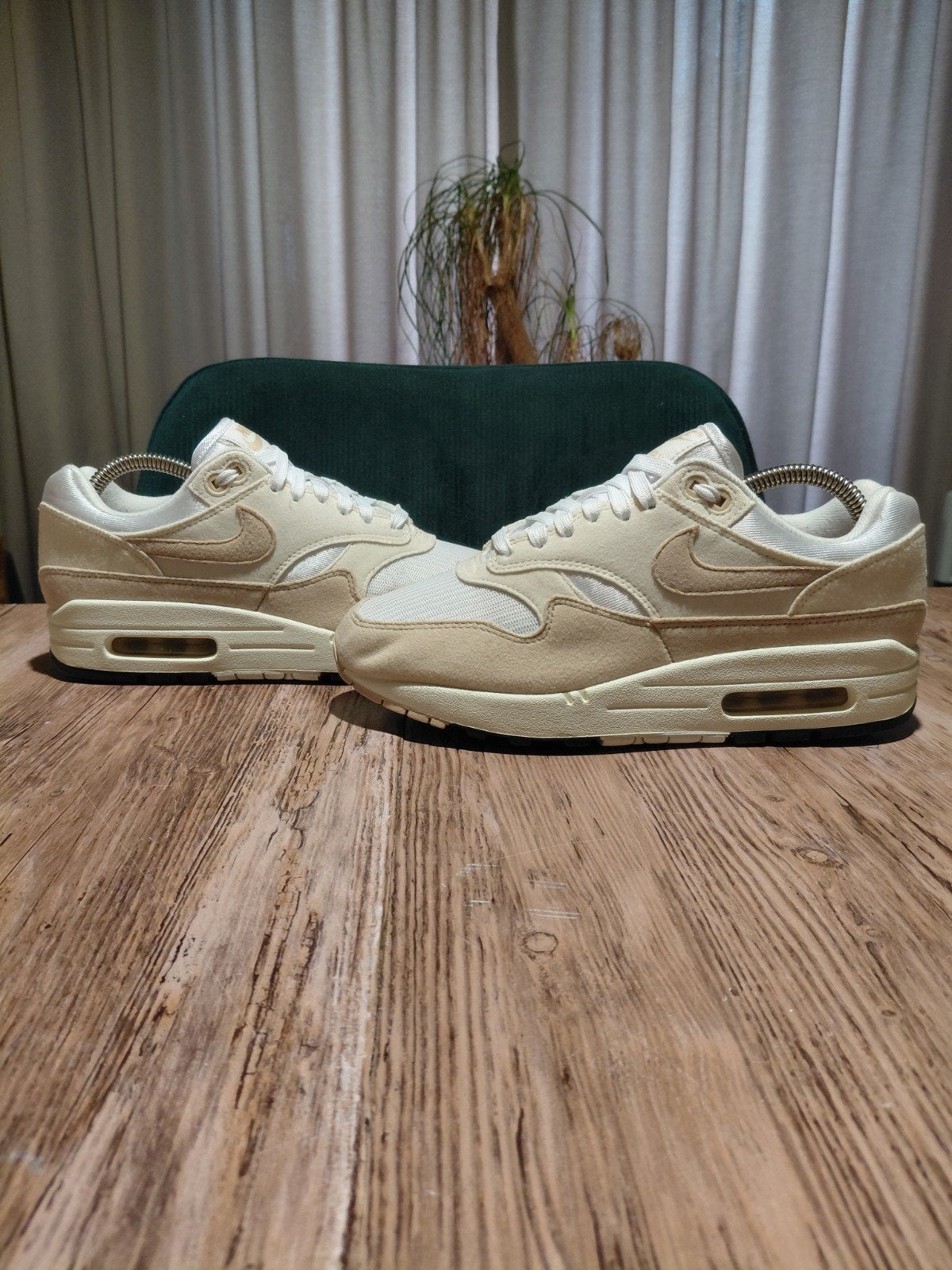 Nike Air Max 1 'Pale Ivory' Size 38,5, Beige, Nike, Ophalen of Verzenden, Sneakers of Gympen