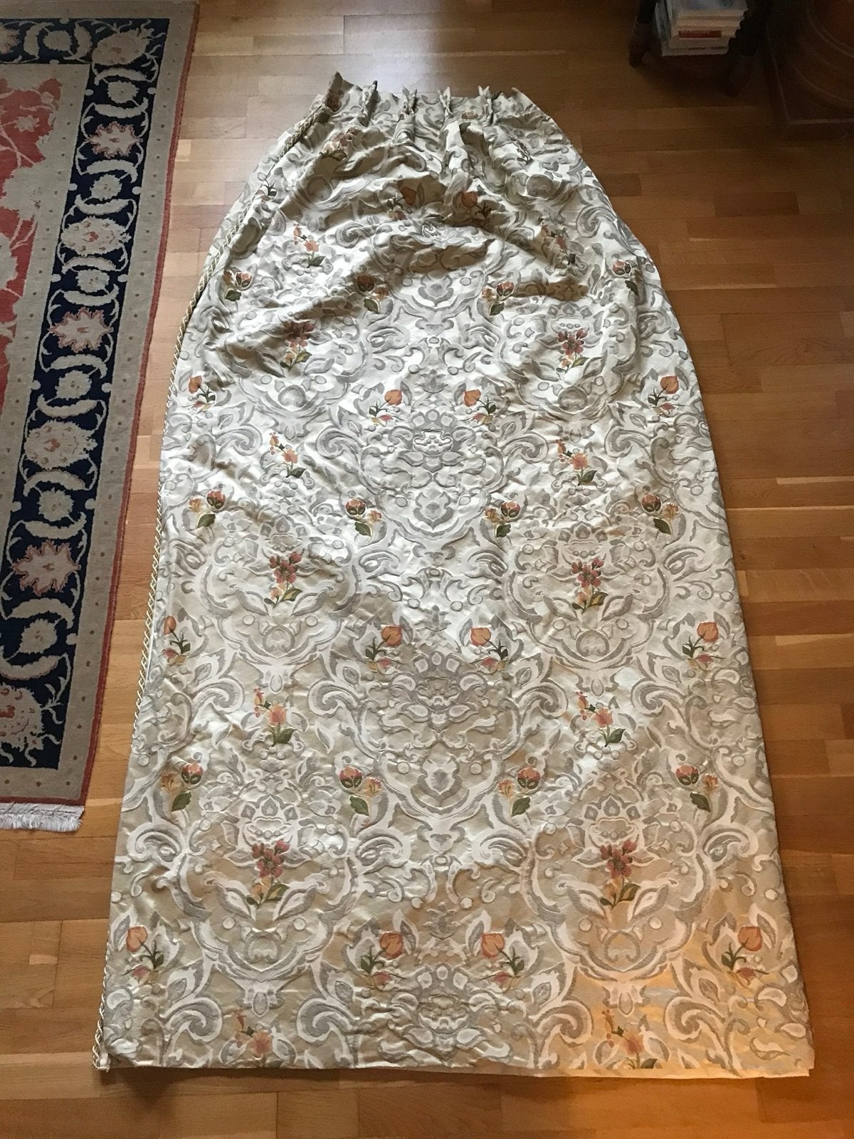 2x Luxe Gordijn met Barok Patroon Bloemen - Zo goed als nieu, Ophalen of Verzenden, Zo goed als nieuw, Beige, 150 tot 200 cm