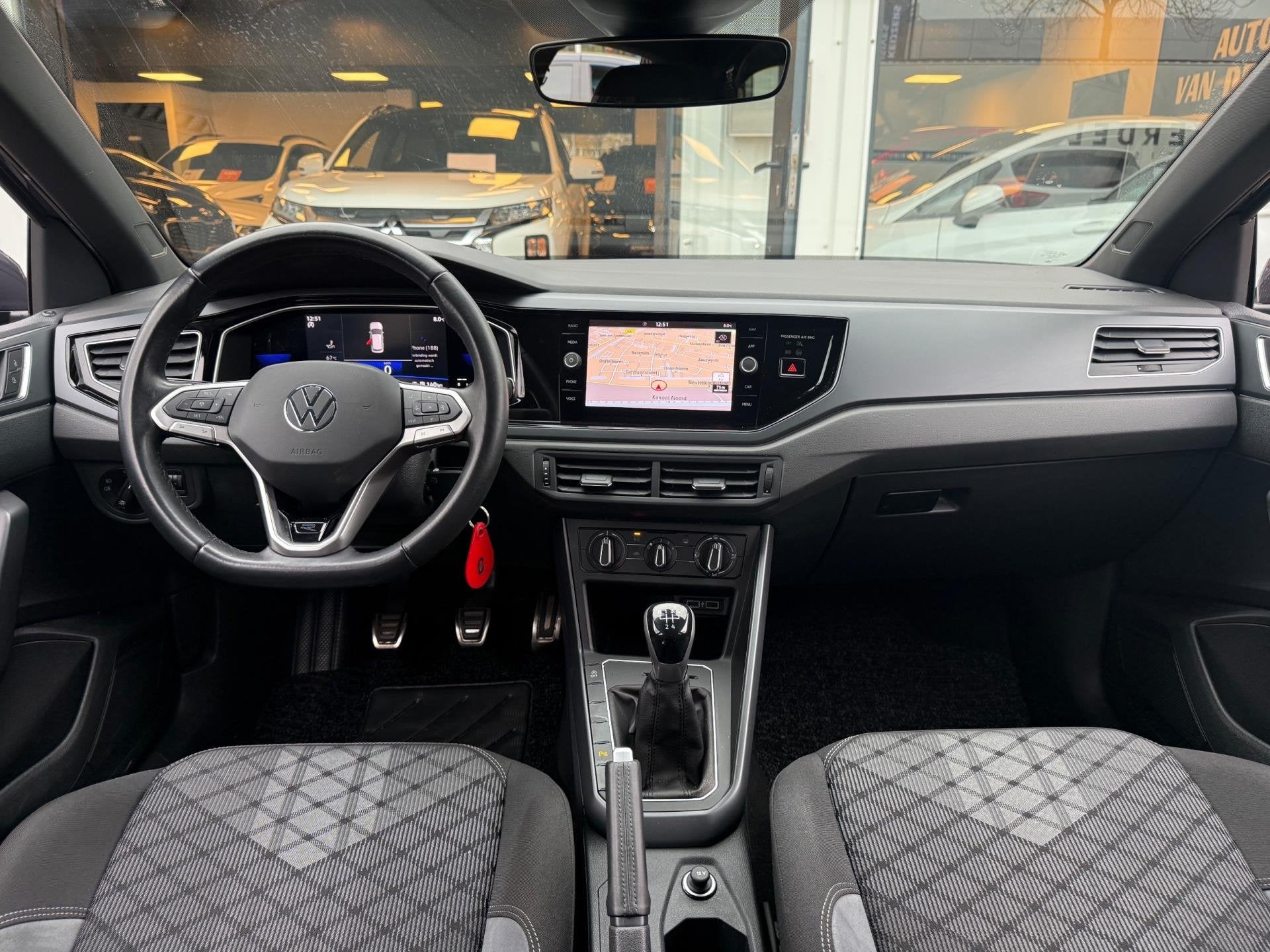 Volkswagen Polo 1.0 TSI R-Line|Navi|Cruise|Vitrual|Carplay|P, Voorwielaandrijving, Dealer onderhouden, Stof, Gebruikt