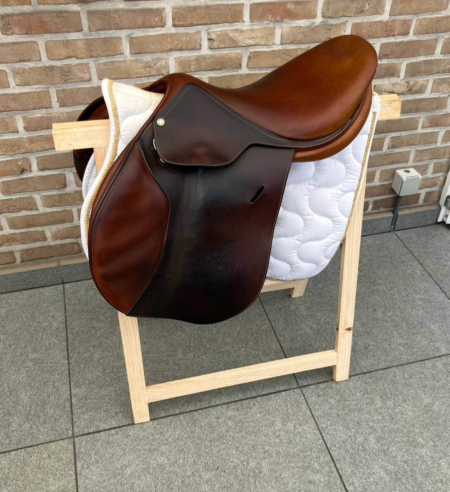 Springzadel Butet 17,5 inch, Ophalen of Verzenden, Zo goed als nieuw, Springen