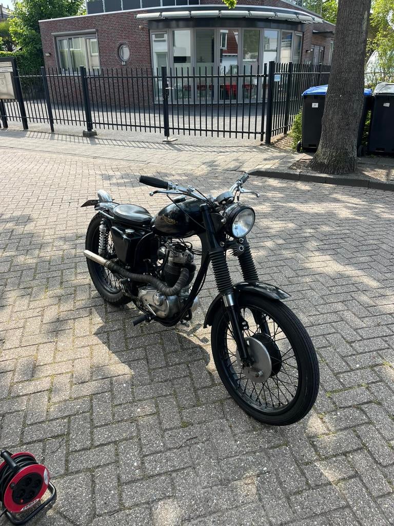 Triumph trophy 250 met BSA B40 motor, Motoren, Motoren | Triumph, Particulier, Overig, 1 cilinder, Handgeschakeld, Gebruikt, Ophalen