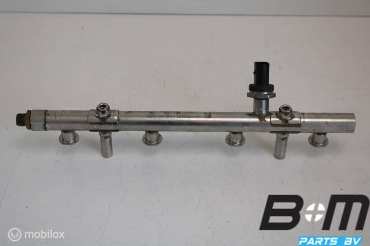 Brandstofrail VW Arteon 2.0 TSI DJH 06K133317G, Gebruikt