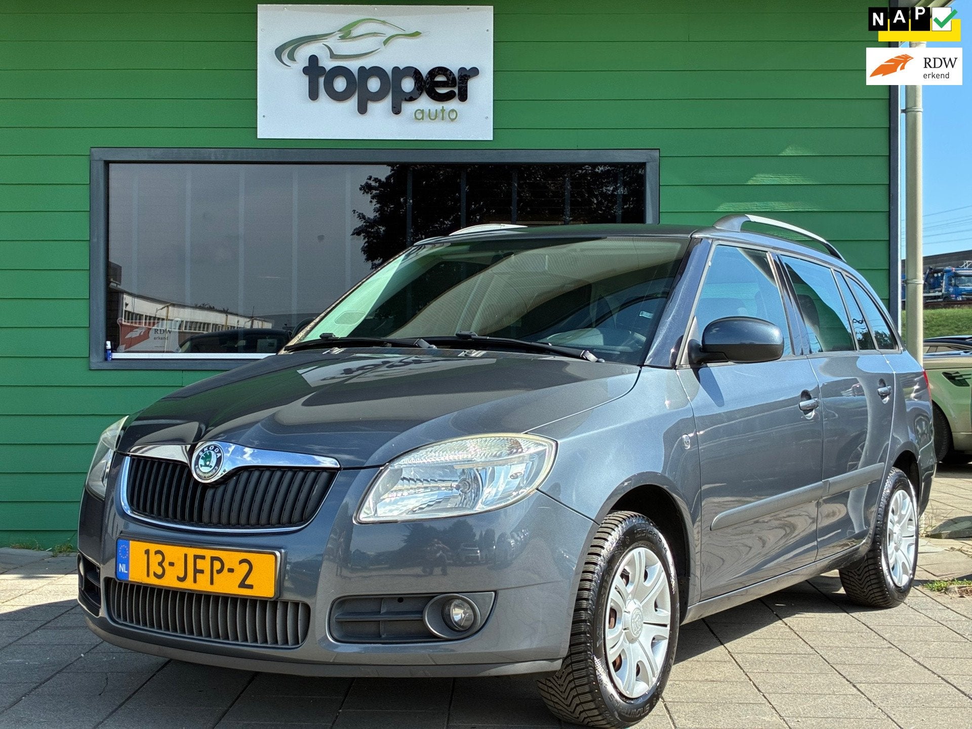 Skoda Fabia Combi 1.4-16V Ambition|1e Eigenaar|Airco|Trekhaa, Auto's, Voorwielaandrijving, 4 cilinders, Origineel Nederlands, Handgeschakeld