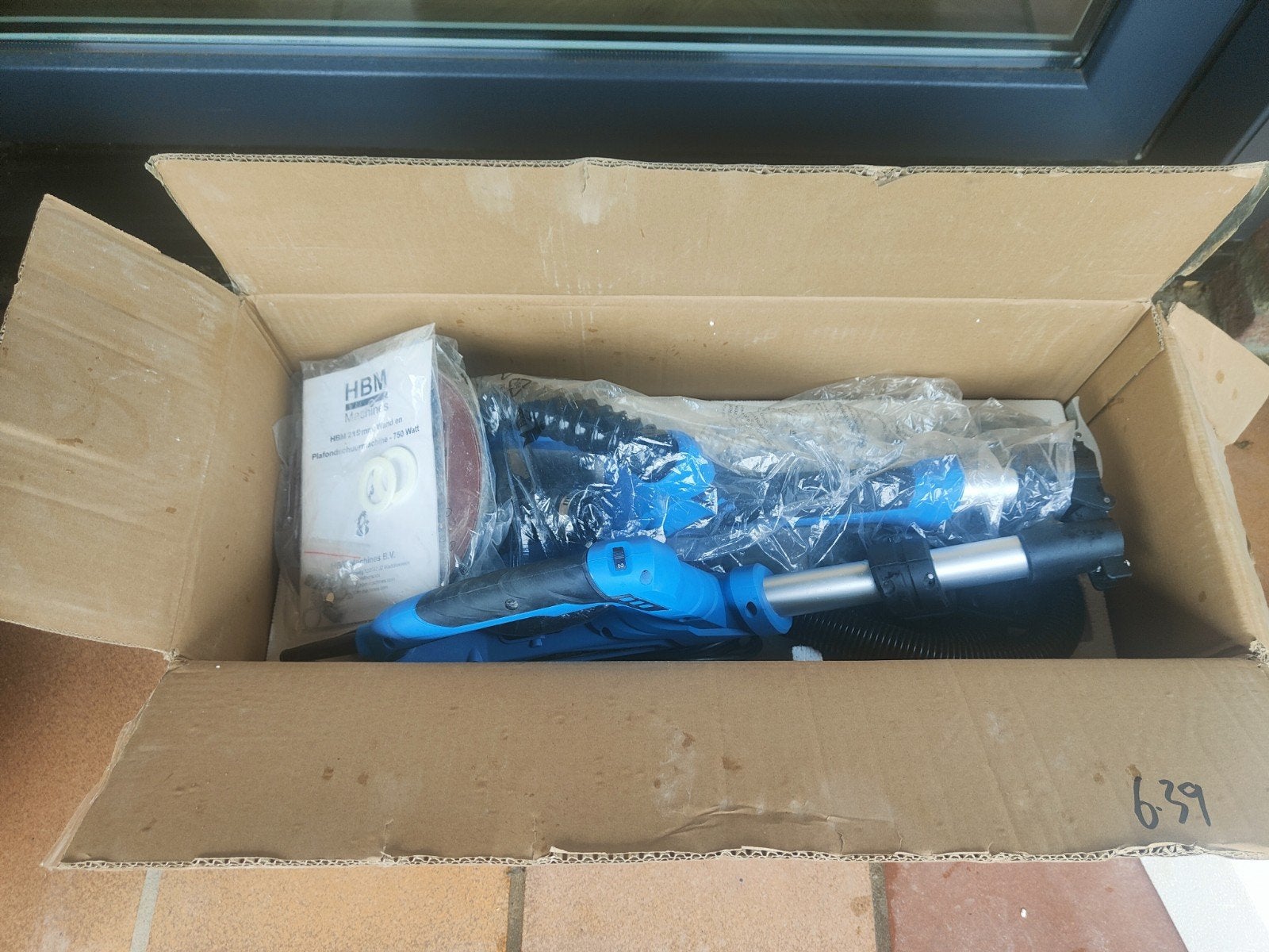 HBM wand en plafondschuurmachine, Ophalen of Verzenden, Zo goed als nieuw, 600 tot 1200 watt, Overige typen