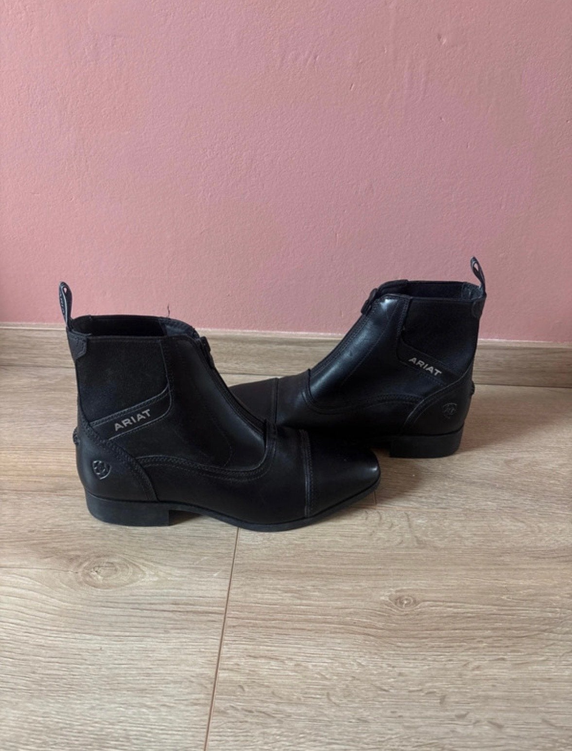 Nieuwe ariat jodphurs maat 7,5, Dieren en Toebehoren, Paarden en Pony's | Overige Paardenspullen, Ophalen of Verzenden, Nieuw