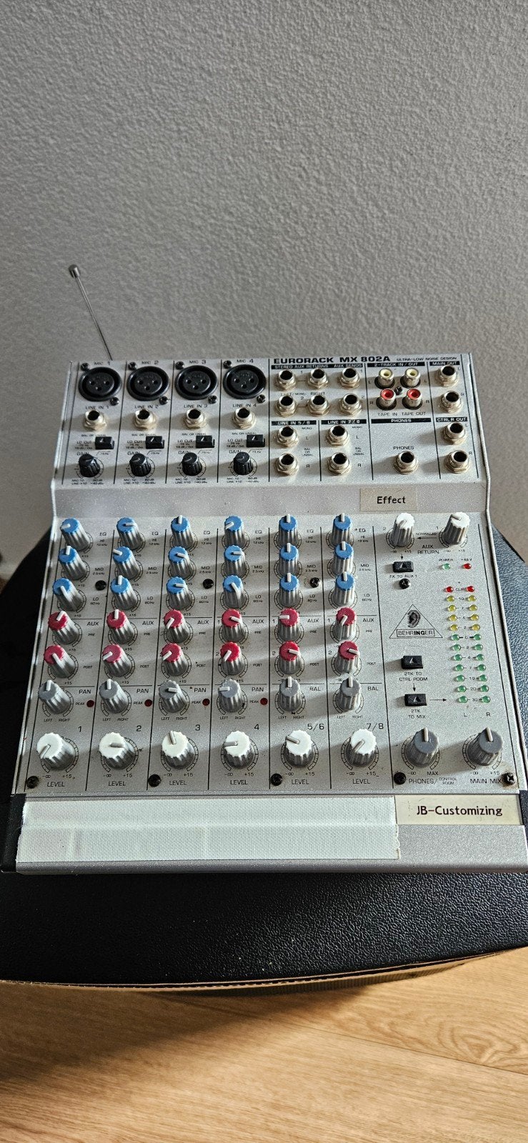 Behringer Eurorack MX802A Mengpaneel, Ophalen of Verzenden, Gebruikt, 5 tot 10 kanalen, Microfooningang