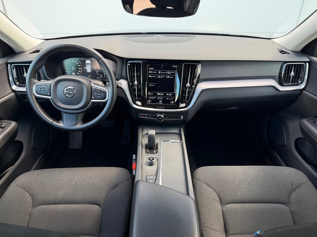 Volvo V60 2.0 B3 Momentum Advantage|1e eig|NL-auto|Camera|, Stof, 4 cilinders, 1969 cc, Origineel Nederlands